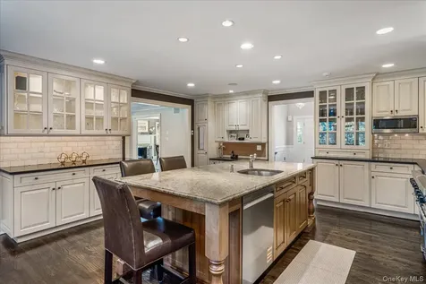 100 Elderfields Road Manhasset NY 11030