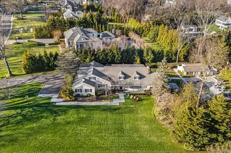 100 Elderfields Road Manhasset NY 11030