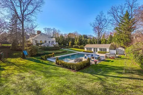 100 Elderfields Road Manhasset NY 11030