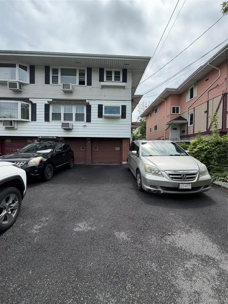 3 Annmarie Place Yonkers NY 10704