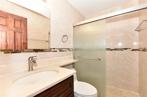 152-18 Union Turnpike Flushing NY 11367