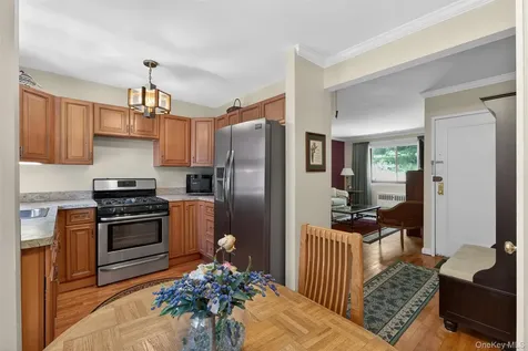 128 Virginia Road White Plains NY 10603