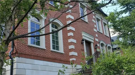 129 W Main Street Tarrytown NY 10591