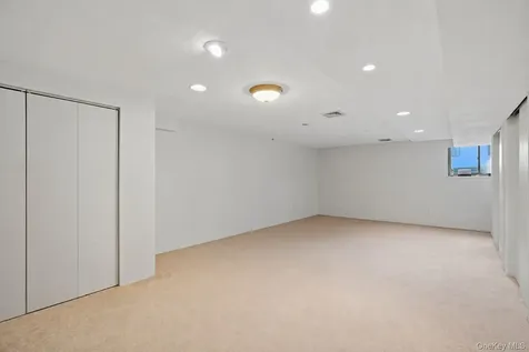 15 Park Drive Mount Kisco NY 10549