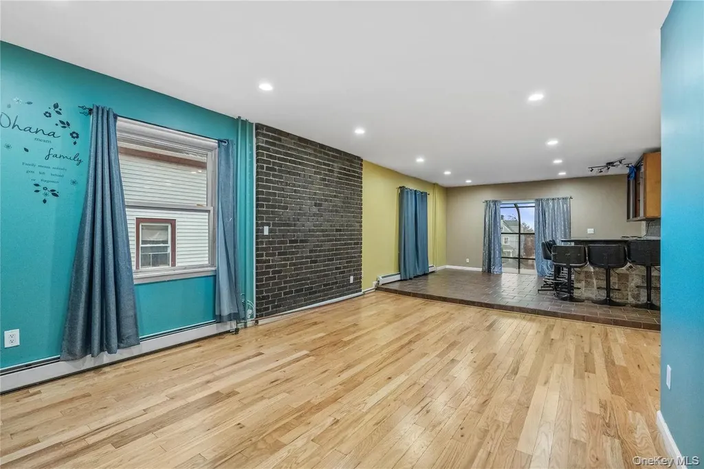 240 N Fulton Avenue Mount Vernon NY 10552