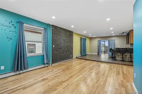 240 N Fulton Avenue Mount Vernon NY 10552