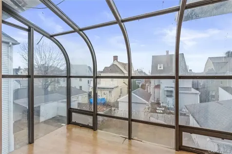 240 N Fulton Avenue Mount Vernon NY 10552