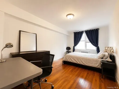 60-11 Broadway Woodside NY 11377