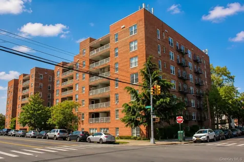 60-11 Broadway Woodside NY 11377