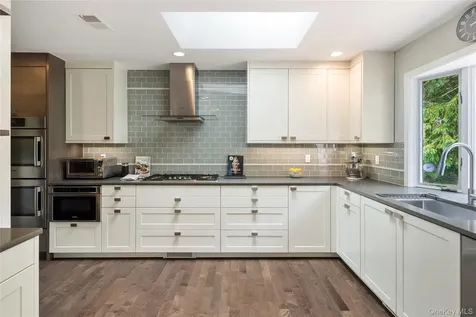 16 Fox Den Road Mount Kisco NY 10549