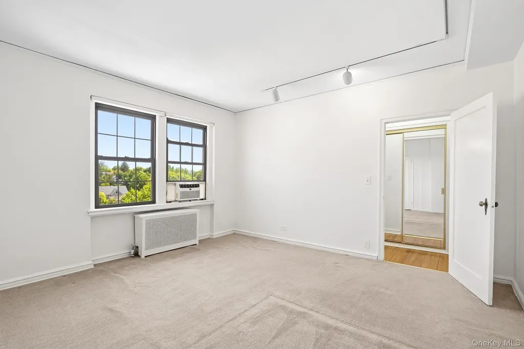 180 Garth Road Scarsdale NY 10583