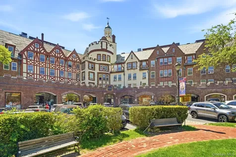 180 Garth Road Scarsdale NY 10583