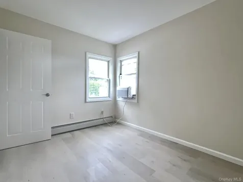 33 Cherry Lane Carle Place NY 11514