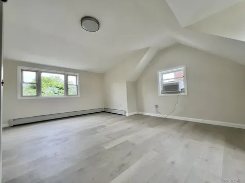 33 Cherry Lane Carle Place NY 11514