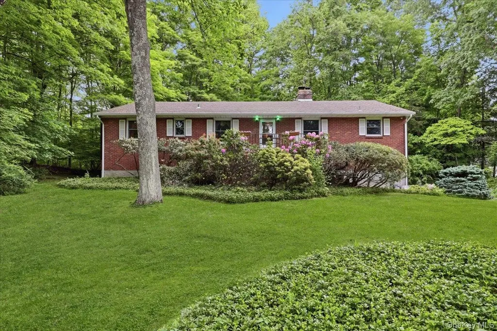 17 Galloway Lane Cortlandt Manor NY 10567