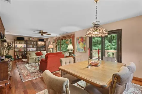 17 Galloway Lane Cortlandt Manor NY 10567
