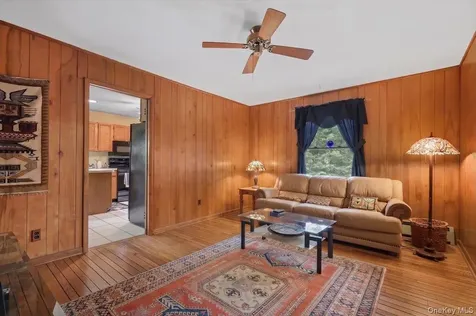 17 Galloway Lane Cortlandt Manor NY 10567