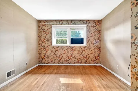 2 Forest Knoll Drive Suffern NY 10901