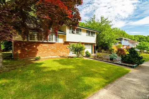 2 Forest Knoll Drive Suffern NY 10901