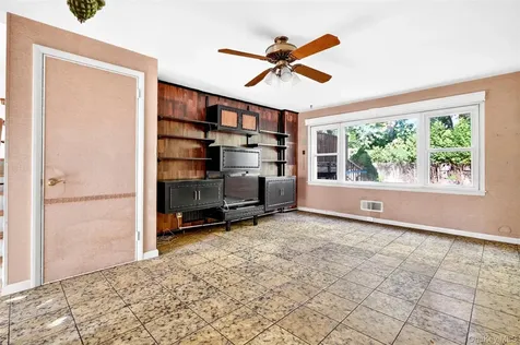 2 Forest Knoll Drive Suffern NY 10901