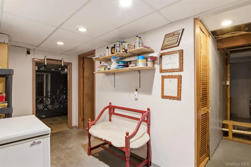 1615 Estelle Avenue Elmont NY 11003