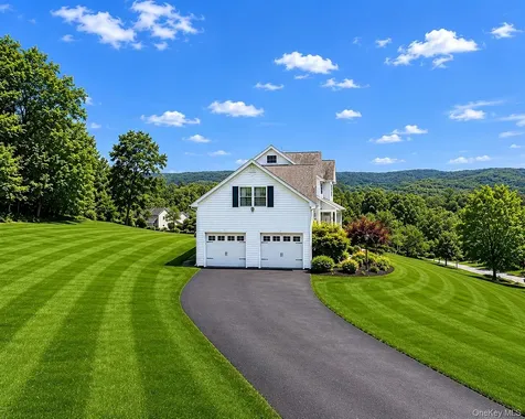 8 Alloway Crescent Highland Mills NY 10930