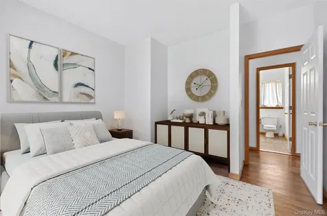 8 Alloway Crescent Highland Mills NY 10930