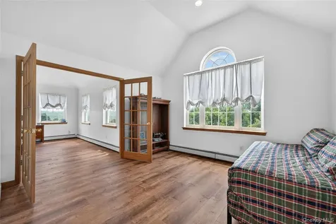 8 Alloway Crescent Highland Mills NY 10930
