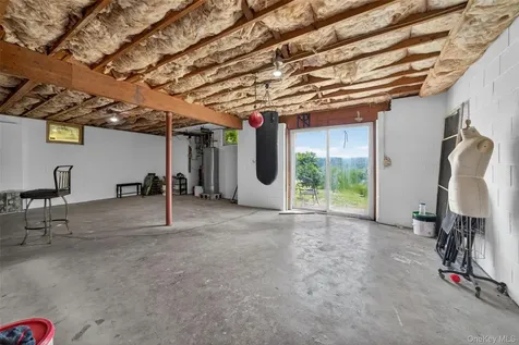 8 Alloway Crescent Highland Mills NY 10930