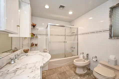33-22 208th Street Bayside NY 11361