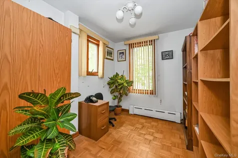 33-22 208th Street Bayside NY 11361