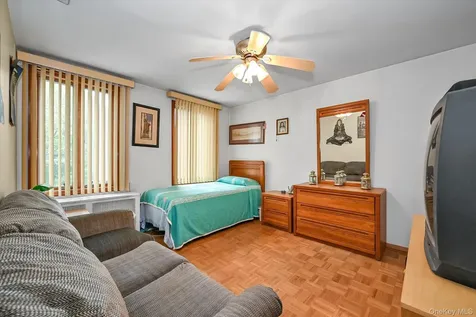 33-22 208th Street Bayside NY 11361