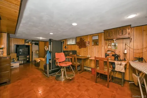 33-22 208th Street Bayside NY 11361