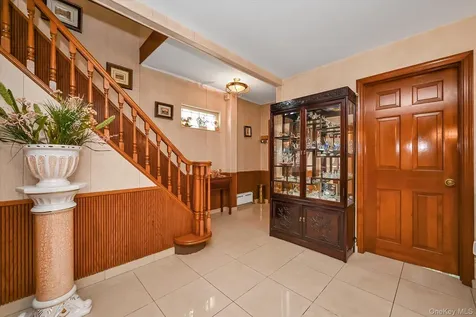 33-22 208th Street Bayside NY 11361