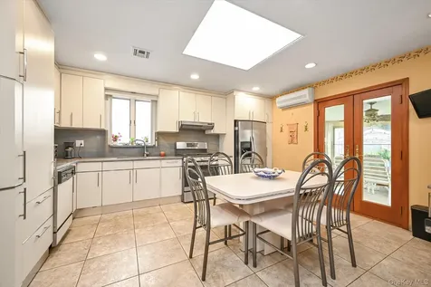 33-22 208th Street Bayside NY 11361