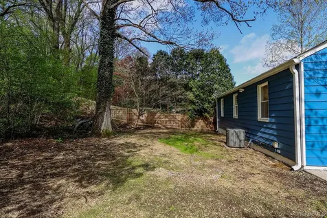 1011 Parkway Place Peekskill NY 10566