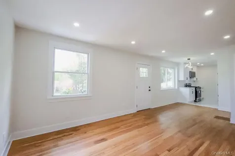 1011 Parkway Place Peekskill NY 10566