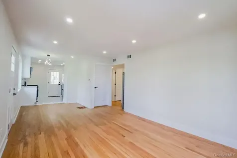 1011 Parkway Place Peekskill NY 10566