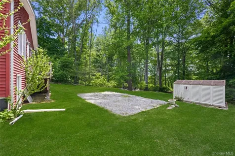 10 Mcgregor Lane Crompond NY 10517