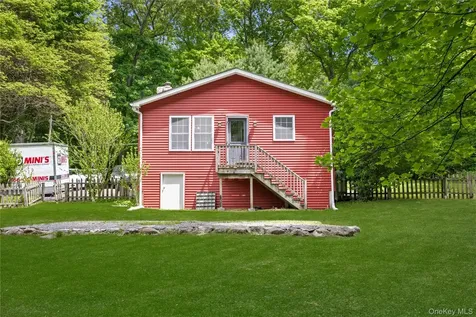 10 Mcgregor Lane Crompond NY 10517