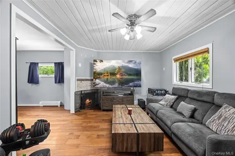 10 Mcgregor Lane Crompond NY 10517