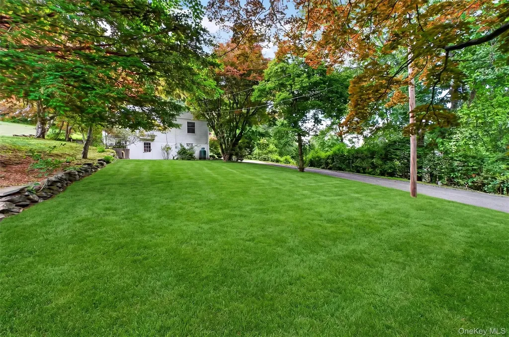 88 Pines Bridge Road Bedford Corners NY 10549