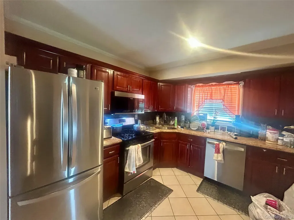Massapequa NY 11758