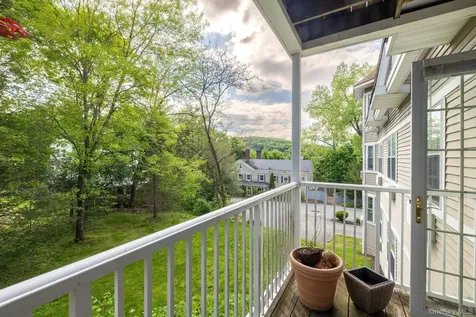 206 Sutton Drive Mount Kisco NY 10549