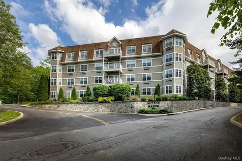 206 Sutton Drive Mount Kisco NY 10549