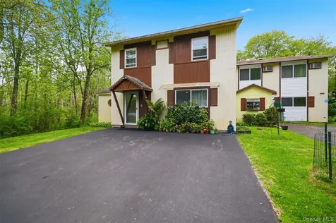 51 Peter Way Kiamesha Lake NY 12751