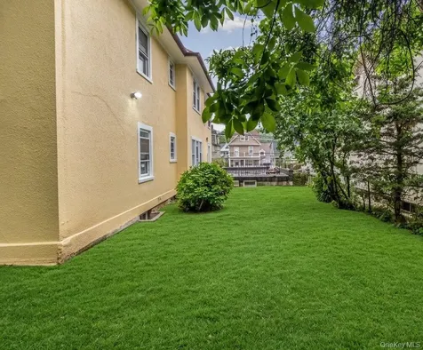106 Hillside Avenue Mount Vernon NY 10553