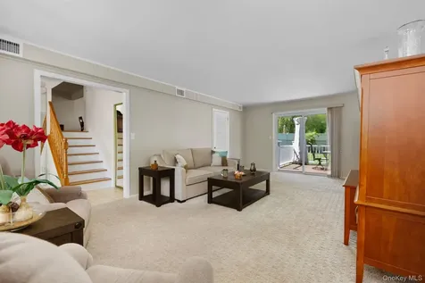 351 London Road Yorktown Heights NY 10598