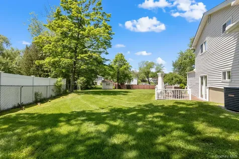 351 London Road Yorktown Heights NY 10598