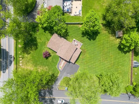 351 London Road Yorktown Heights NY 10598